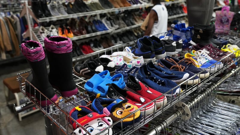 Una tienda Goodwill en Roseville, Minnesota, el 12 de agosto del 2026. (AP foto/Ellen Schmidt)